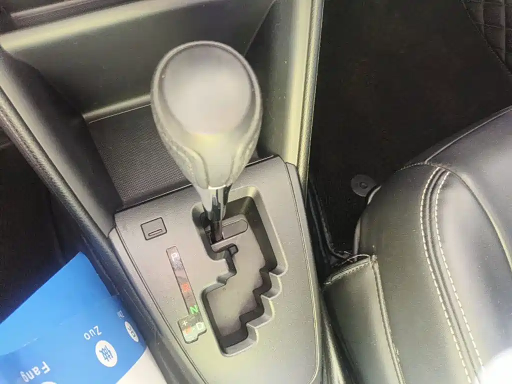 Toyota Yaris L — миниатюра 14