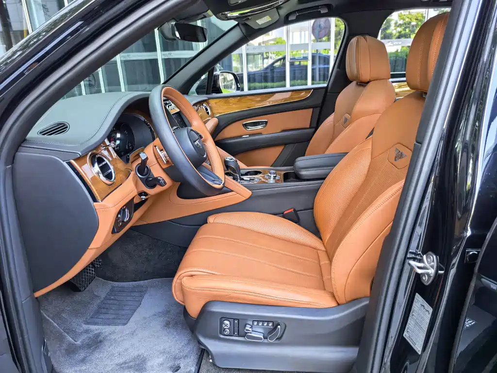 Bentley Bentayga 2021 4.0T V8