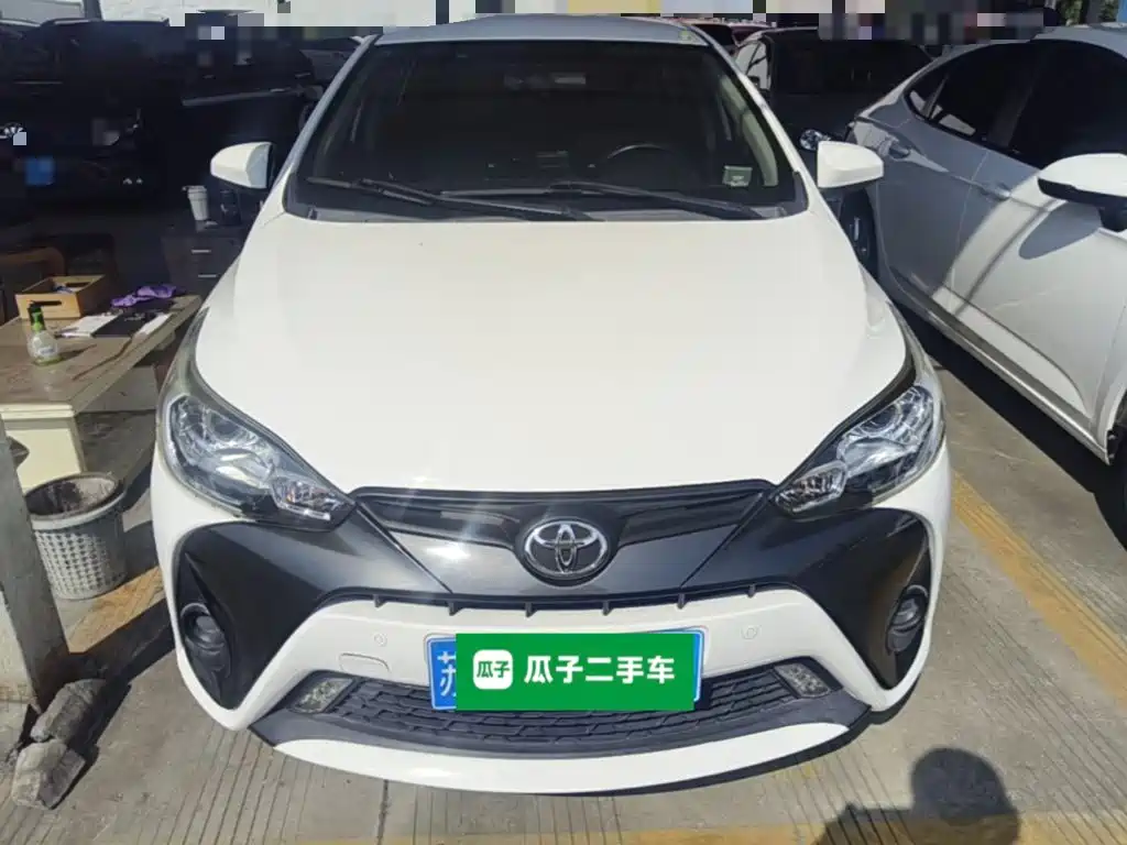Toyota Yaris L — миниатюра 3