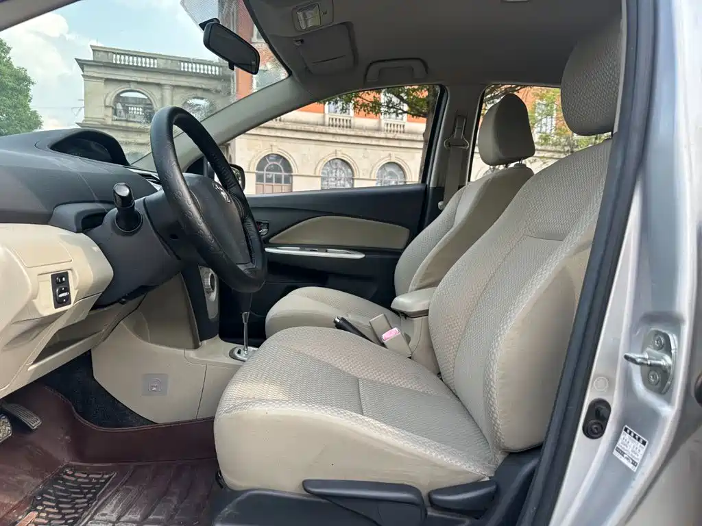 Toyota Vios — миниатюра 7