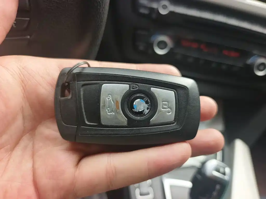 BMW 3 Series — миниатюра 12