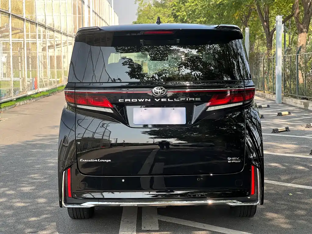 Toyota Vellfire — фотографии объявления, Фото 6