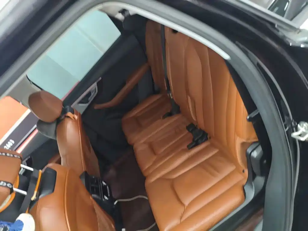 Audi Q7 — миниатюра 17