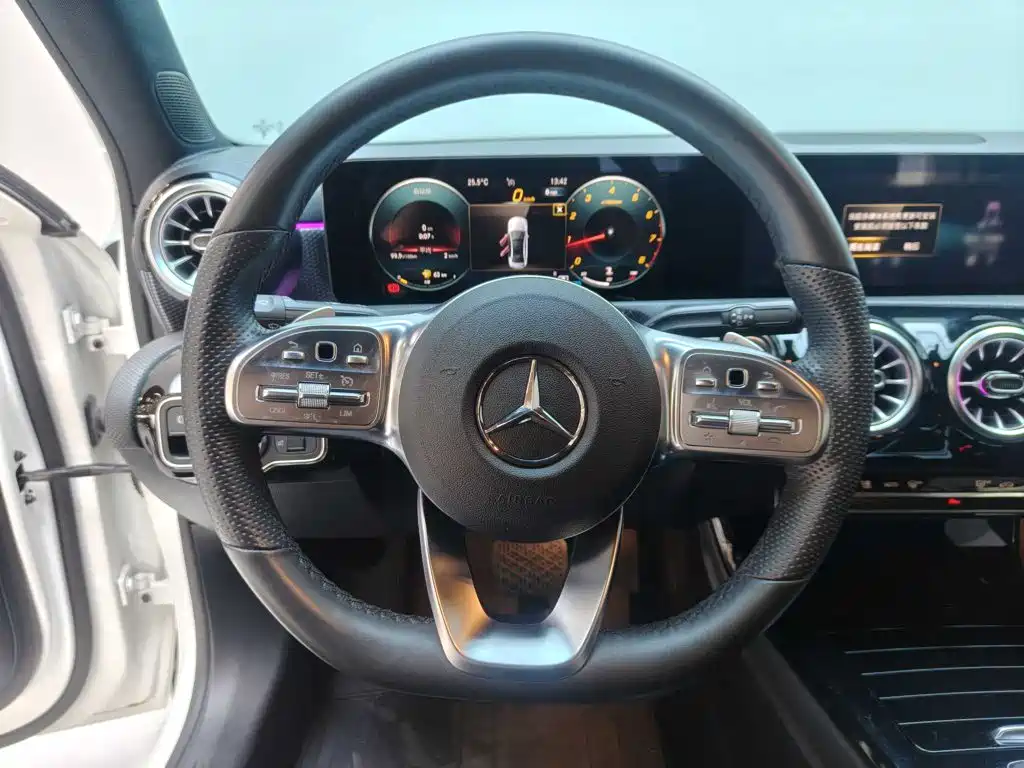 Mercedes-Benz A-Class A 2020 A 200 L Sport