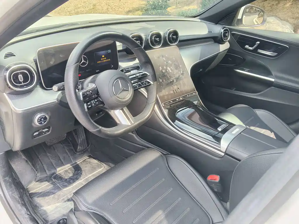 Mercedes-Benz C-Class — миниатюра 7