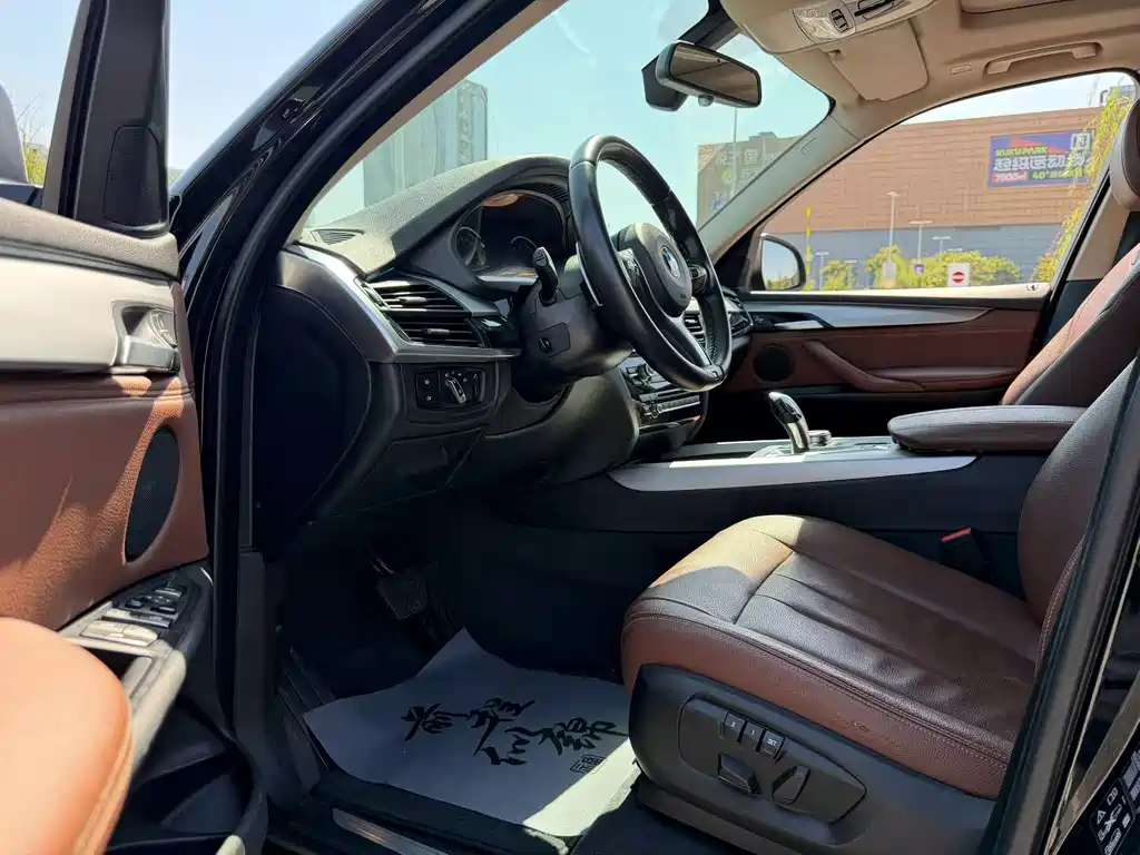 BMW X5 (Import) — миниатюра 6