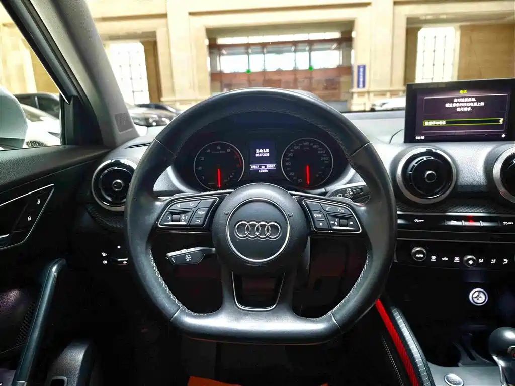 Audi Q2L — миниатюра 9