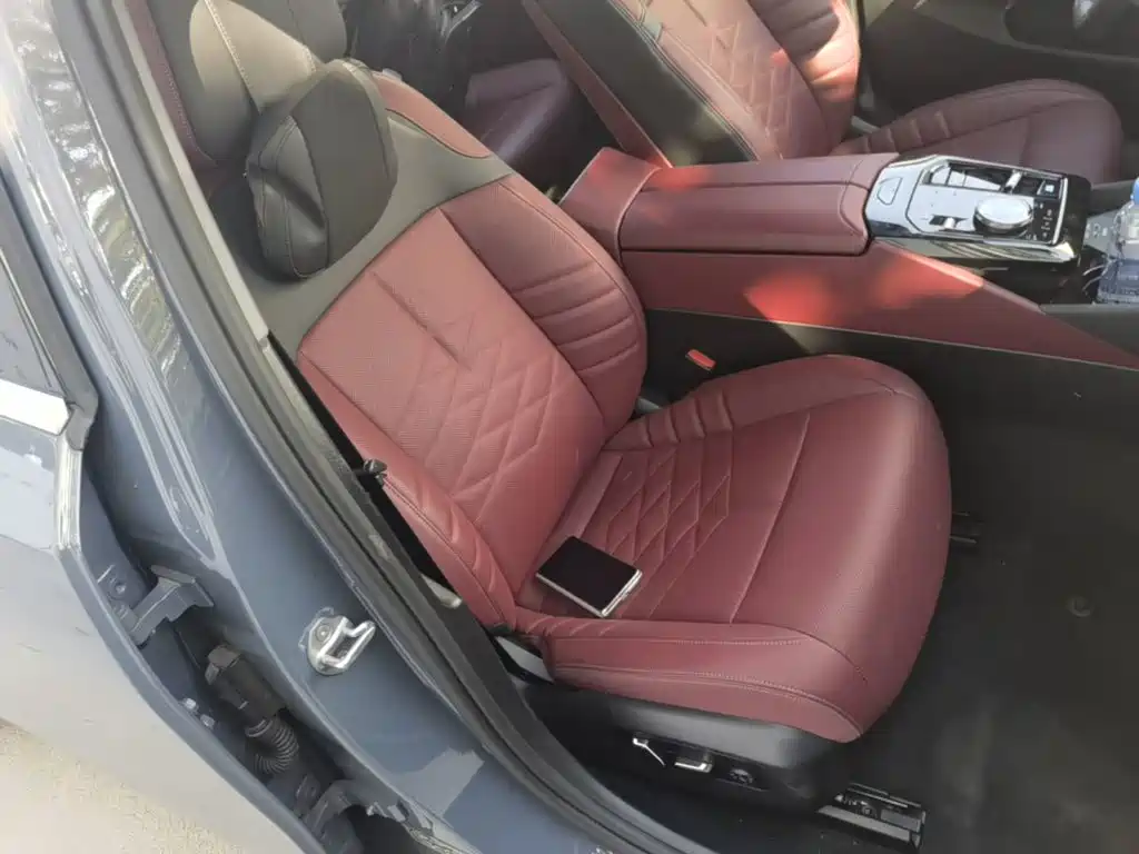 BMW i5 — миниатюра 25