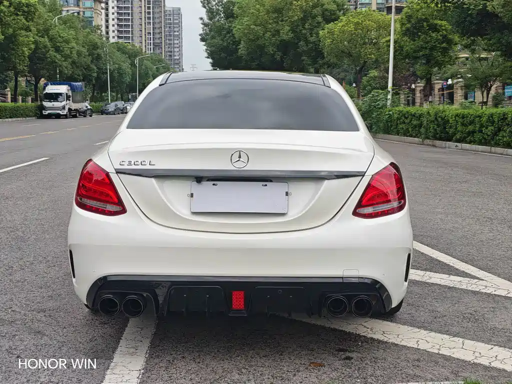 Mercedes-Benz C-Class — миниатюра 10