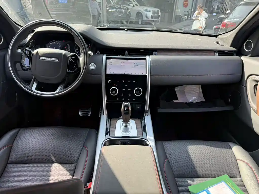 Land Rover Discovery Sport — миниатюра 5
