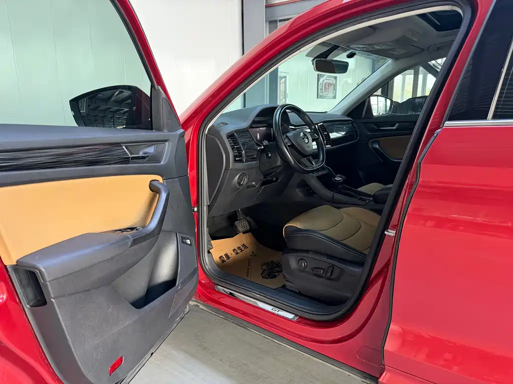Skoda Kodiaq GT — миниатюра 8