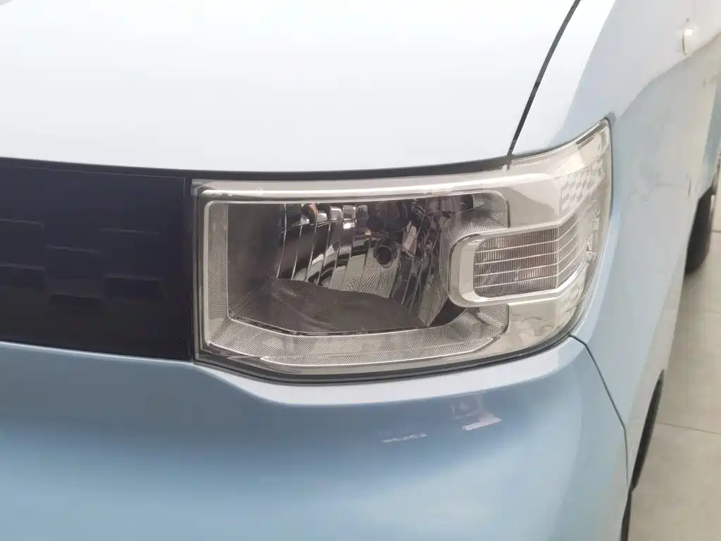Wuling MINIEV — миниатюра 7