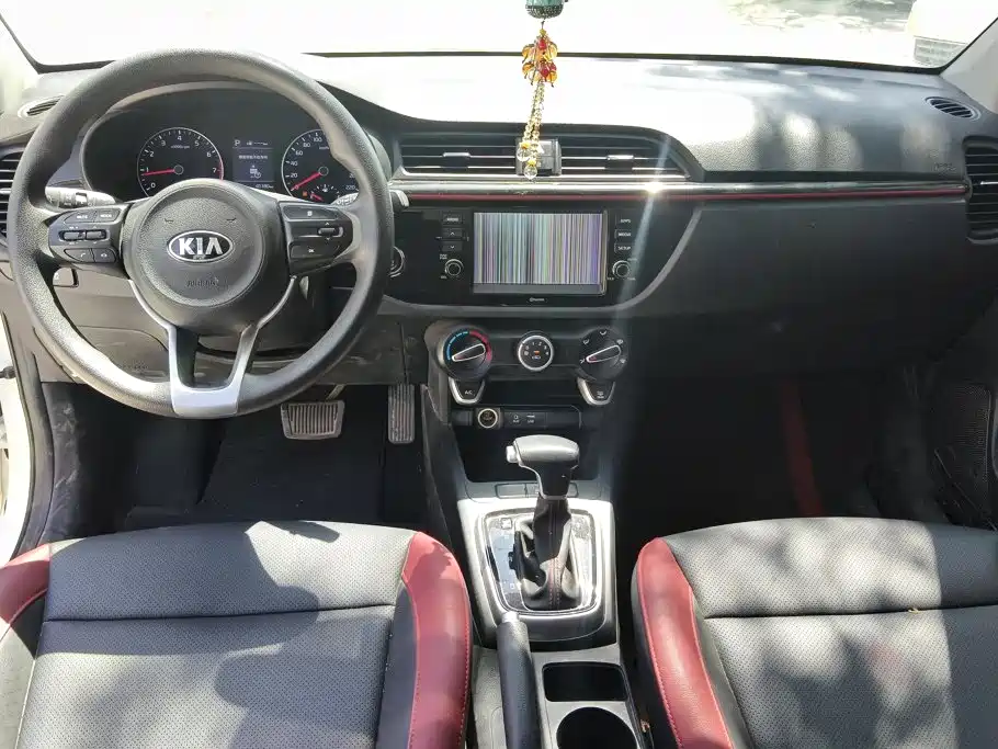 Kia KX Cross — миниатюра 11