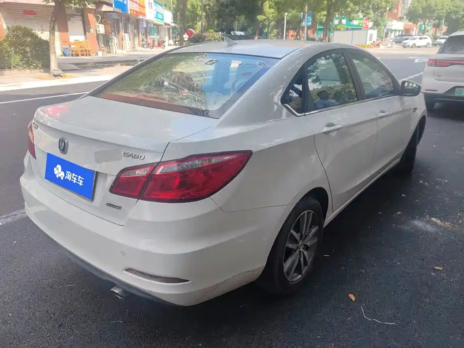 Changan Eado — миниатюра 3