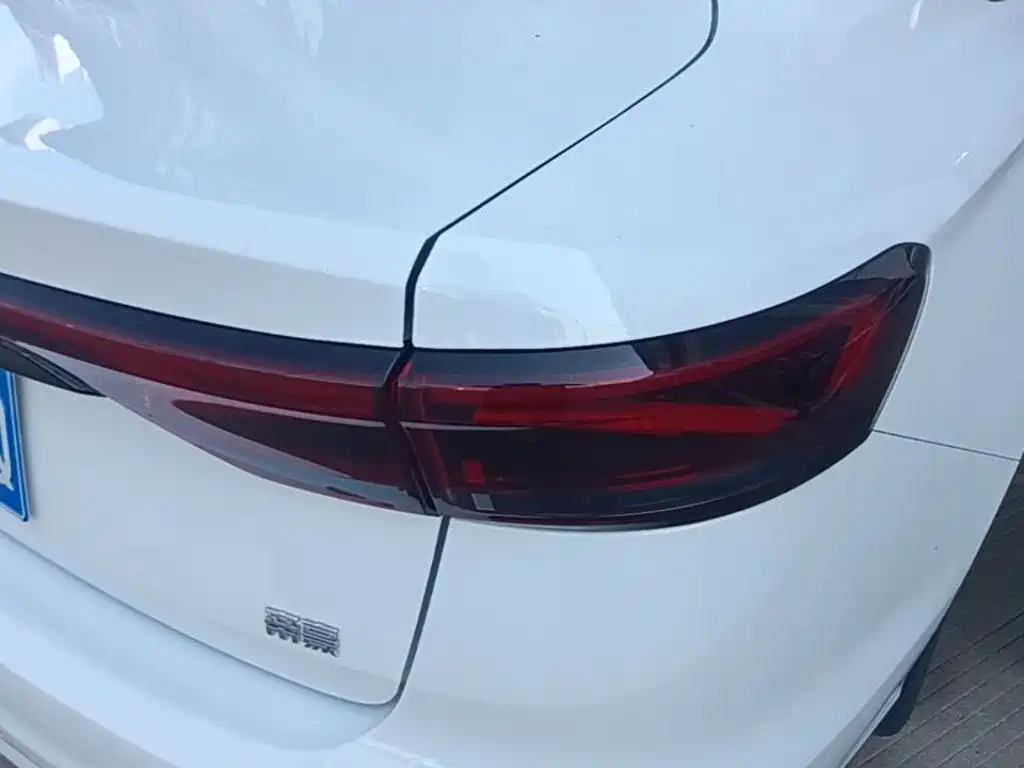 Geely Emgrand — миниатюра 8