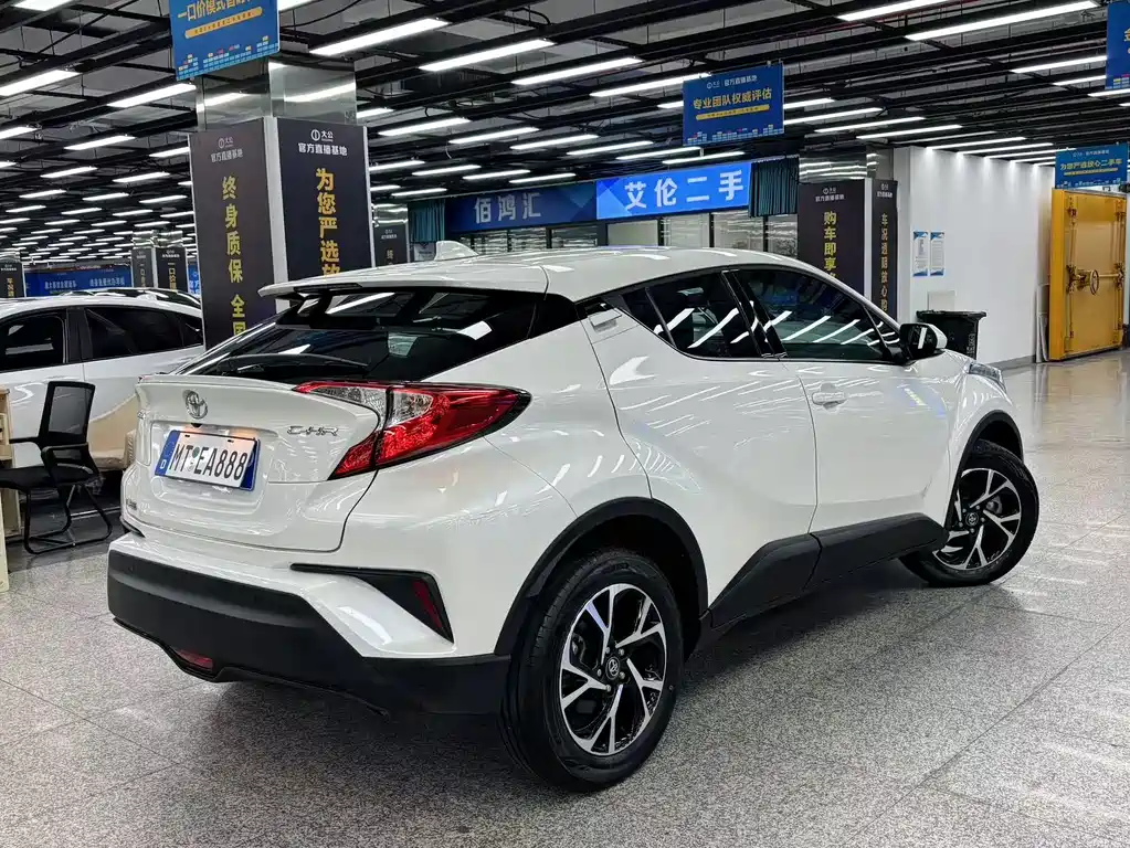 TOYOTA C HR