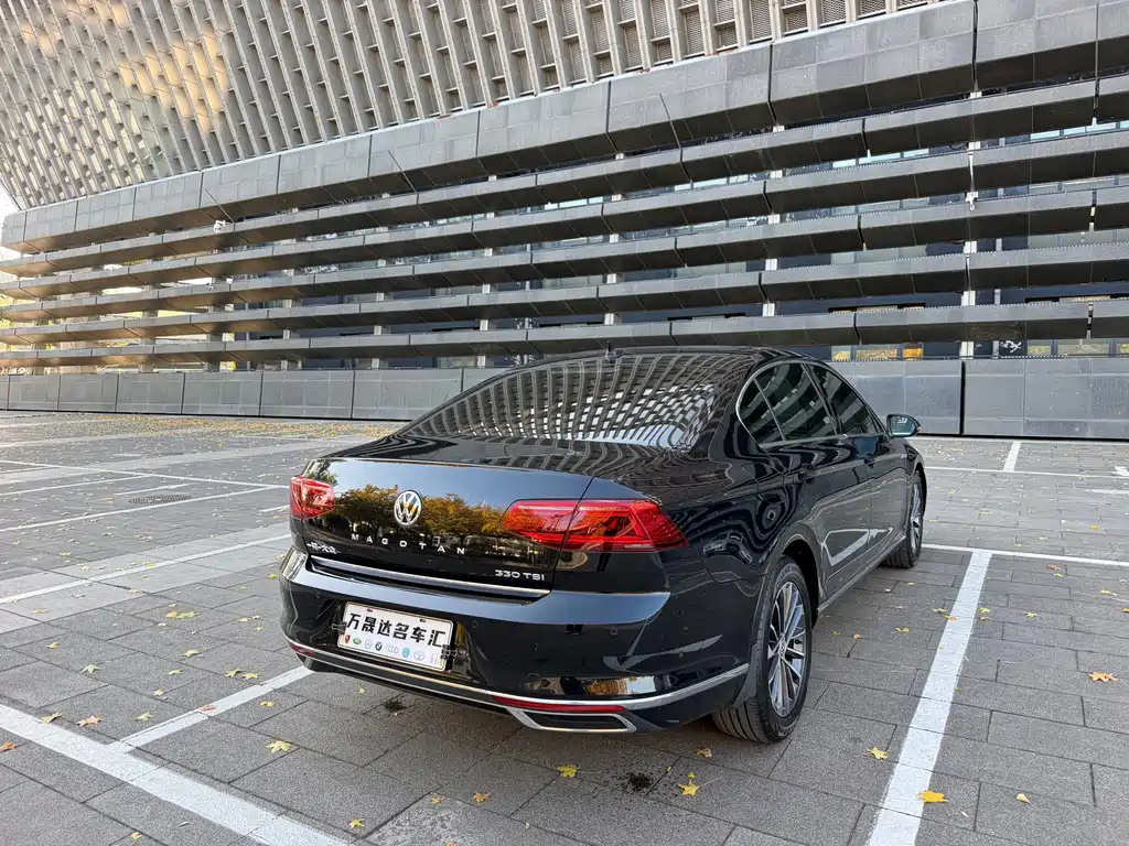 Volkswagen Magotan — миниатюра 4