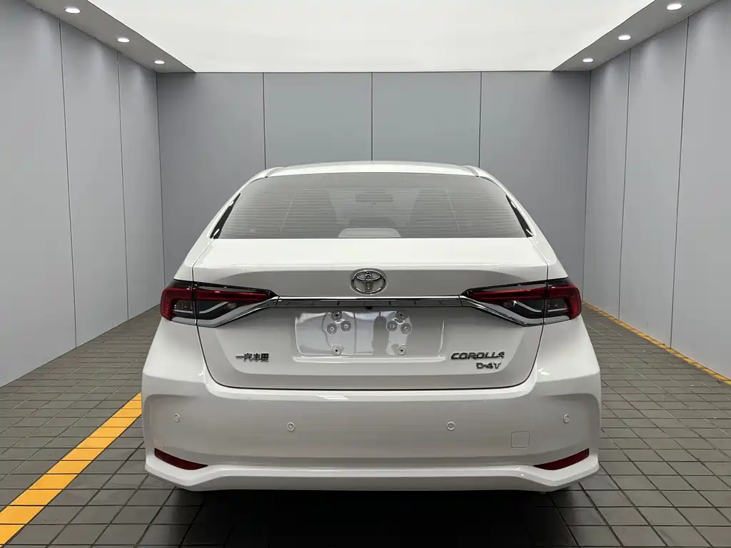 Toyota Corolla — миниатюра 5