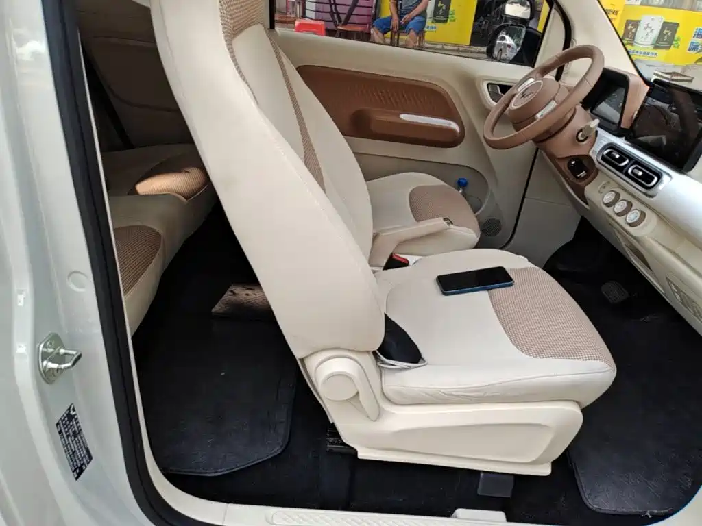 Wuling MINIEV — миниатюра 25