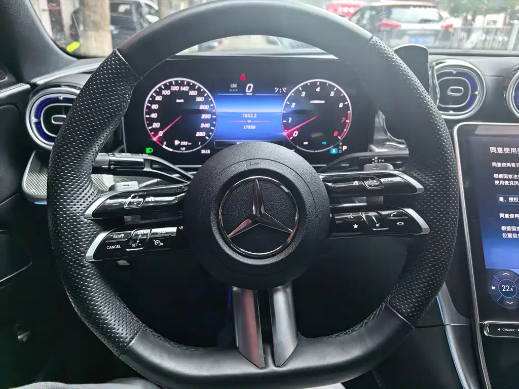 Mercedes-Benz C-Class — миниатюра 4