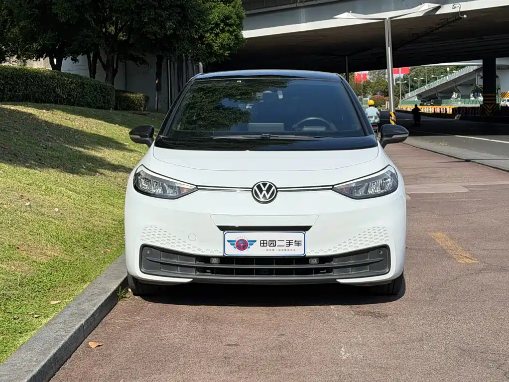 Volkswagen ID.3 — миниатюра 2