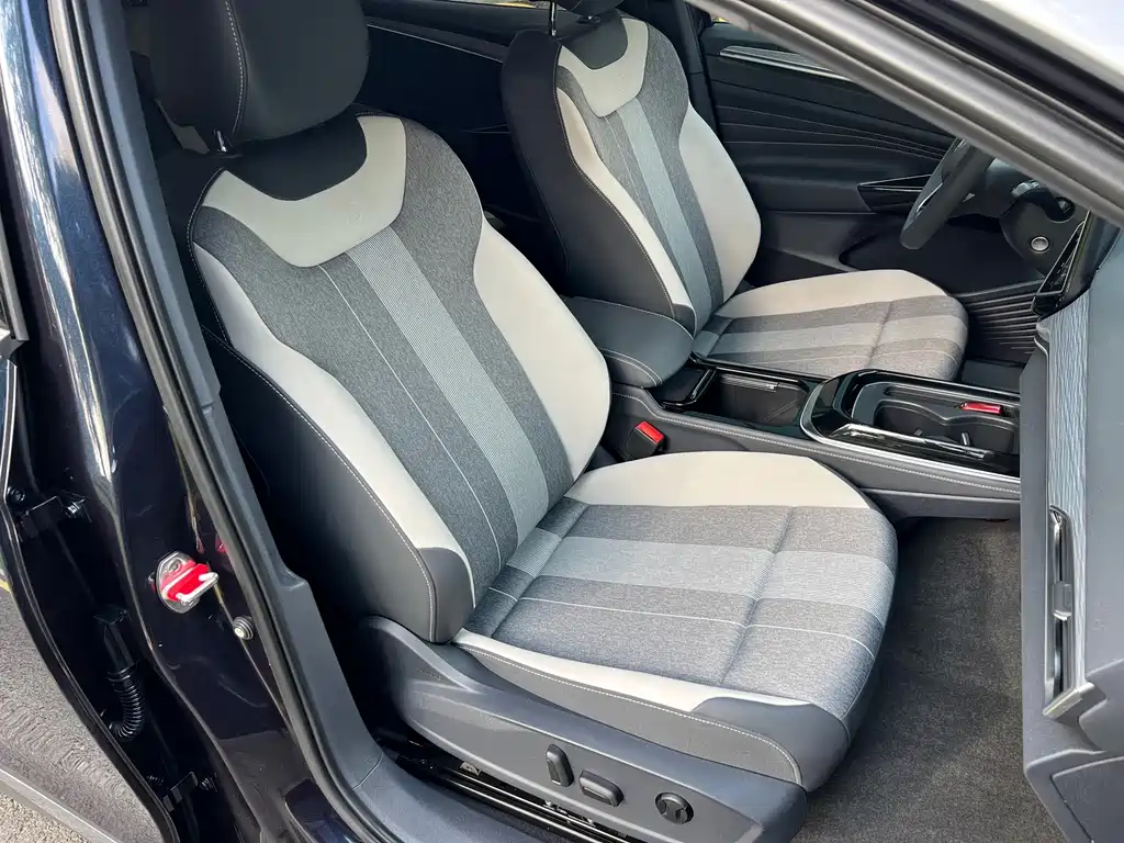 Volkswagen ID.4 Crozz — миниатюра 9