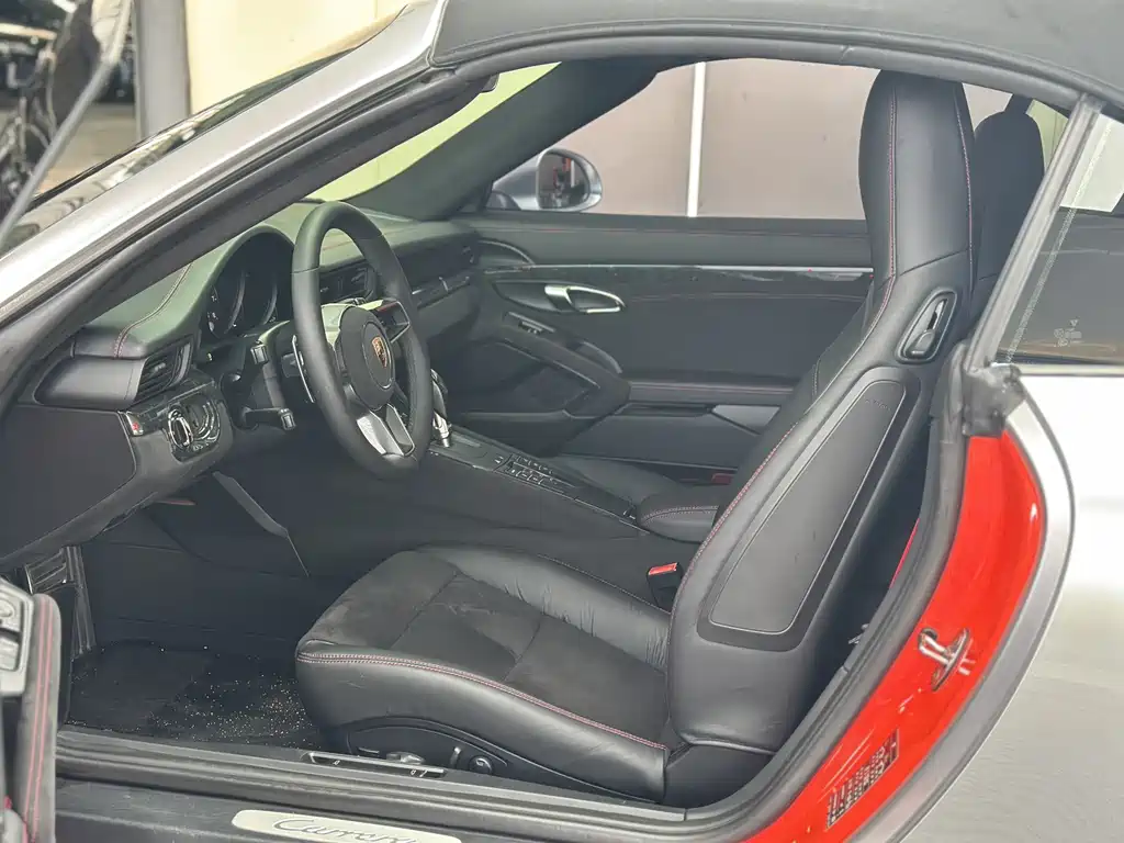 Porsche 911 2016 Carrera Cabriolet 3.0T