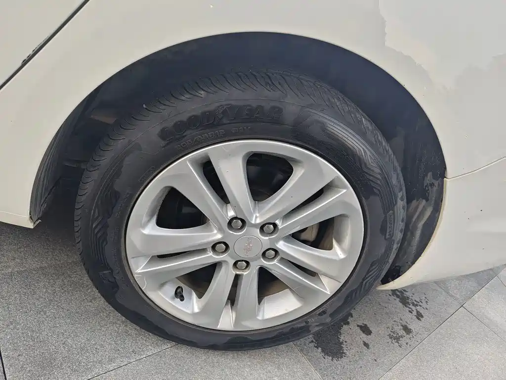 Chevrolet Cruze — миниатюра 12