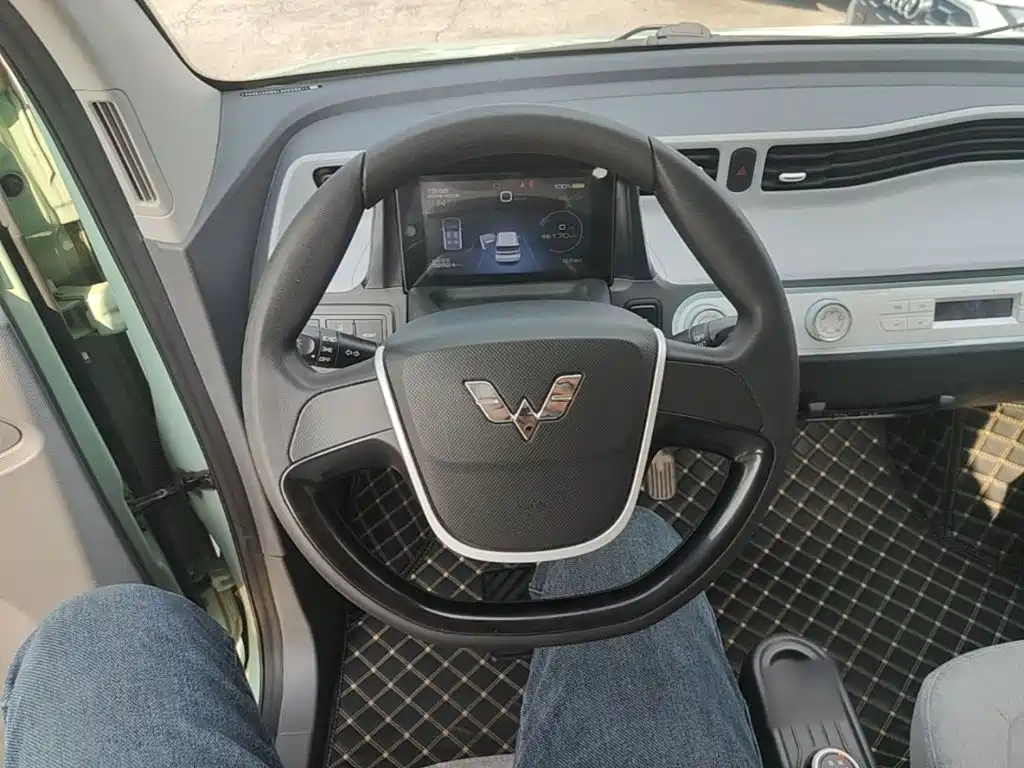 Wuling MINIEV — миниатюра 11