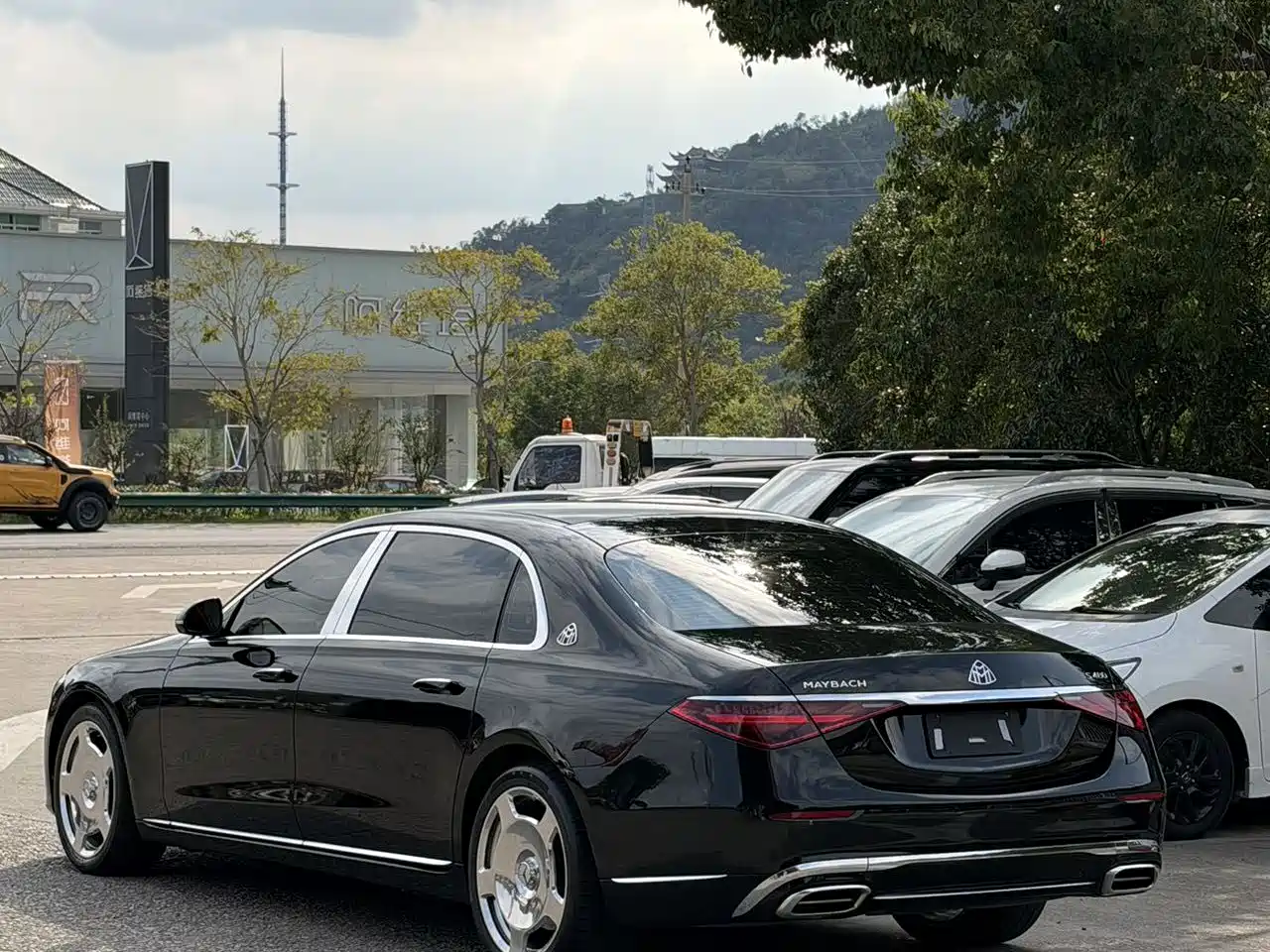 Mercedes-Benz Maybach S-Class