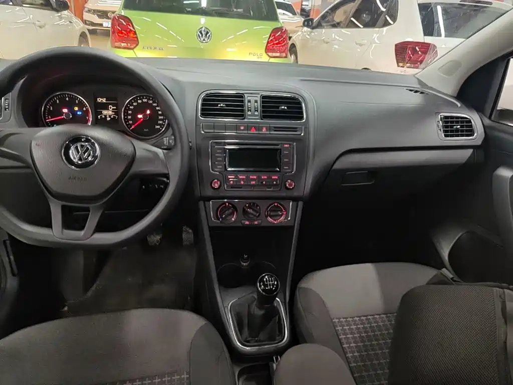 Volkswagen Polo — миниатюра 13