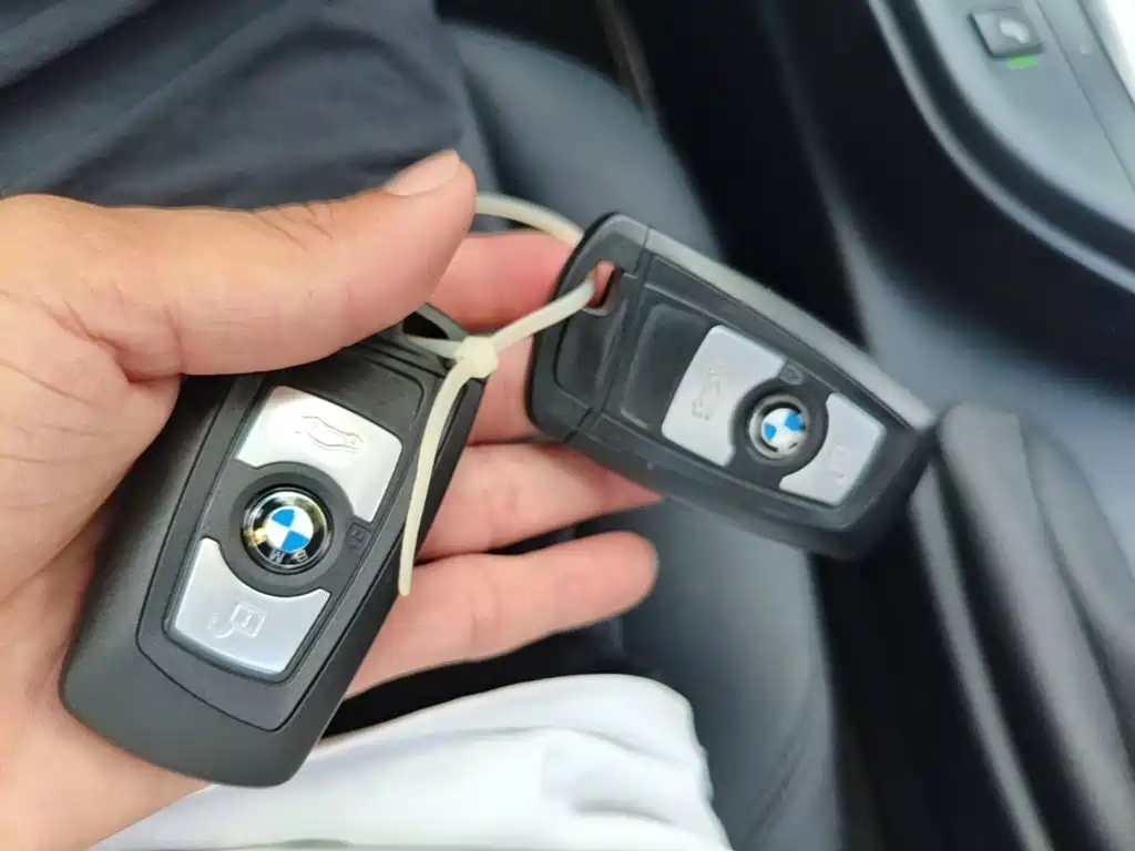 BMW 3 Series — миниатюра 13