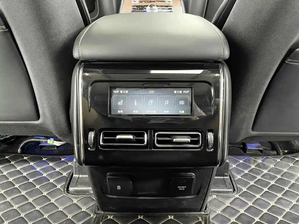 Lincoln Aviator (Import) — миниатюра 17