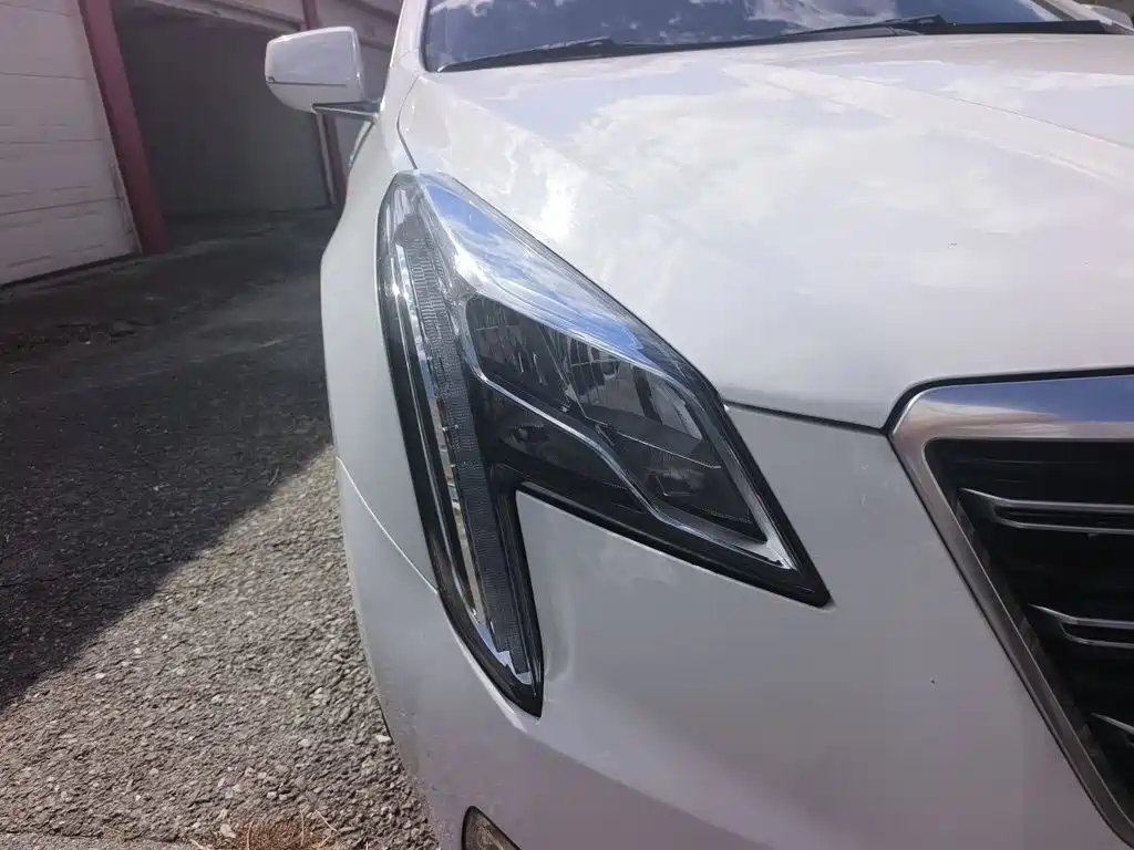 Cadillac XTS — миниатюра 7