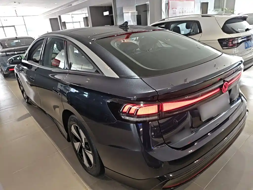 Volkswagen ID.7 VIZZION — миниатюра 5