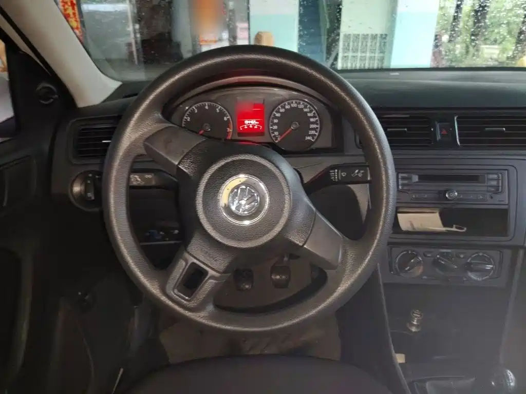 Volkswagen Santana — миниатюра 3