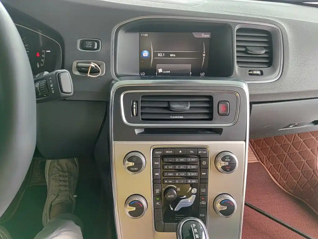 Volvo S60 — миниатюра 13