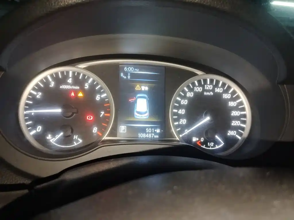 Nissan Tiida — миниатюра 7