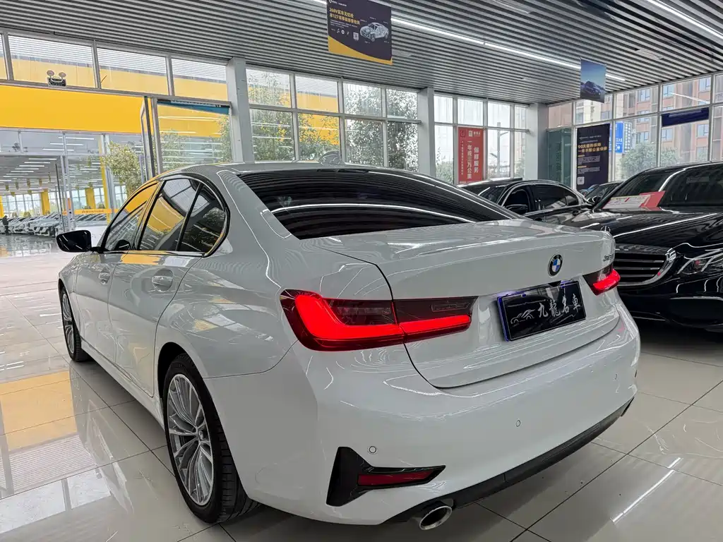 BMW 3 Series — миниатюра 5