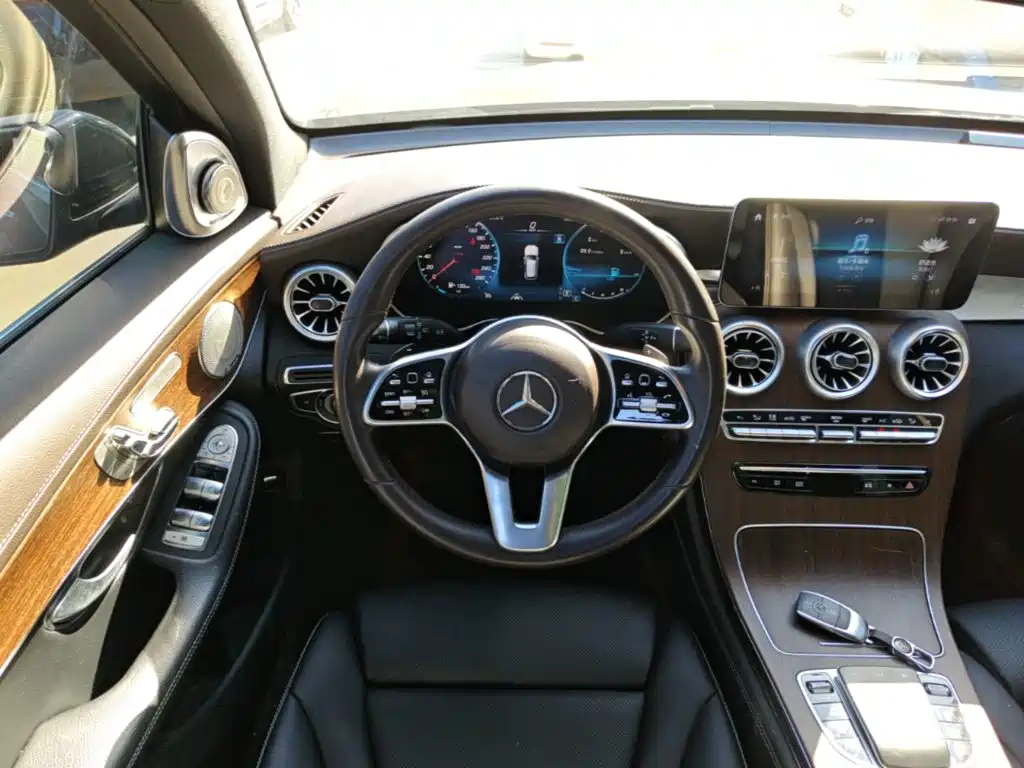 Mercedes-Benz GLC — миниатюра 11