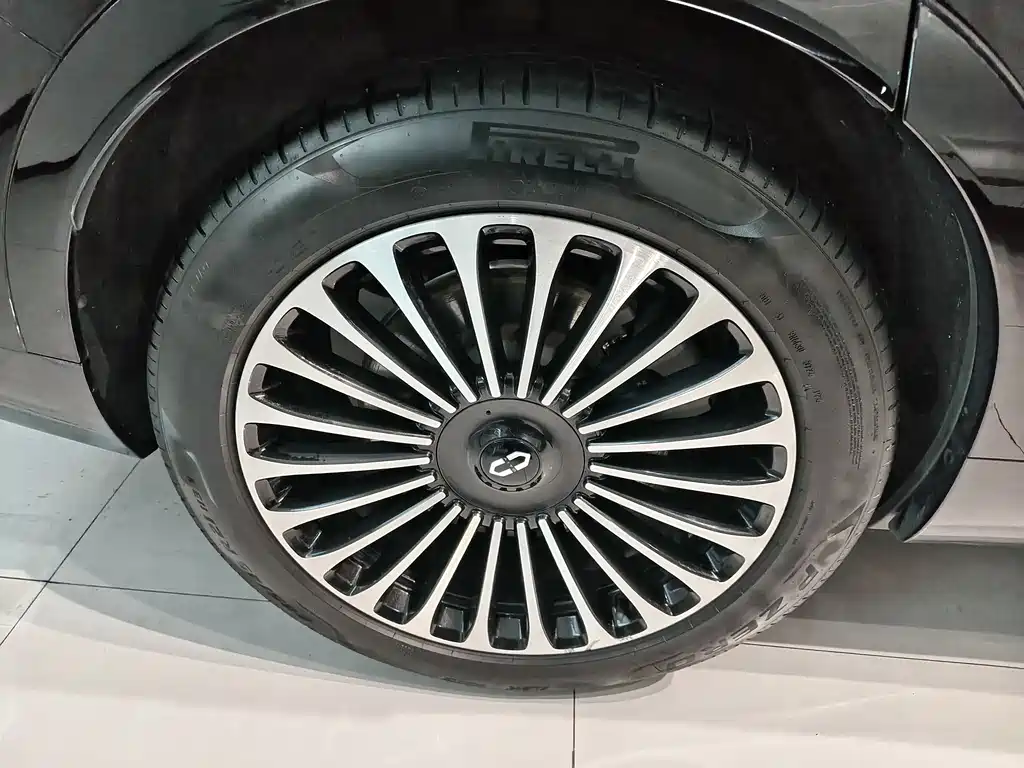 AITO ASK THE WORLD M9