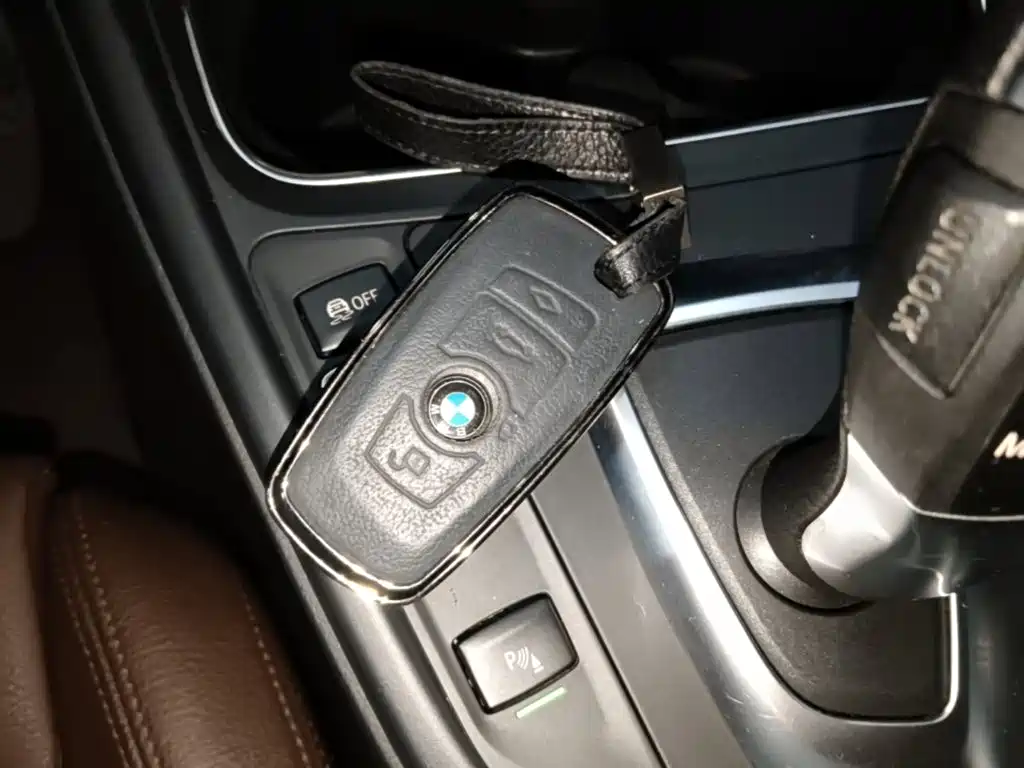 BMW 3 Series — миниатюра 9