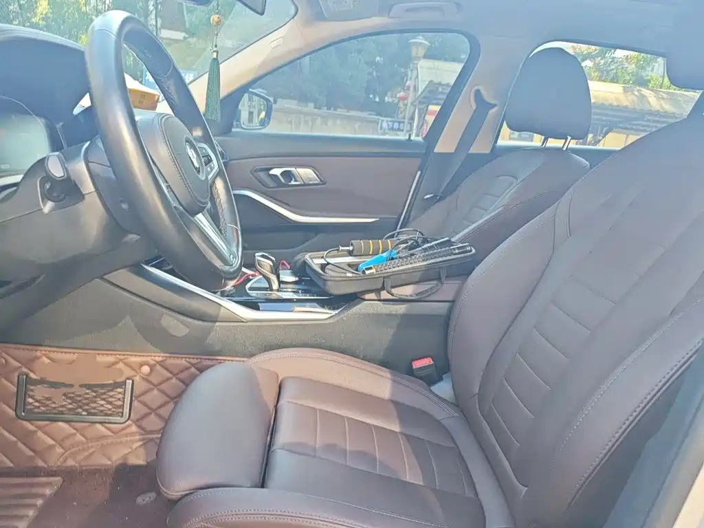 BMW 3 Series — миниатюра 11