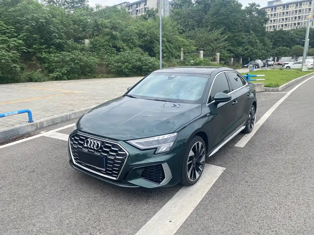 Audi A3 2024 A3L Limousine 35 TFSI Luxury Sport