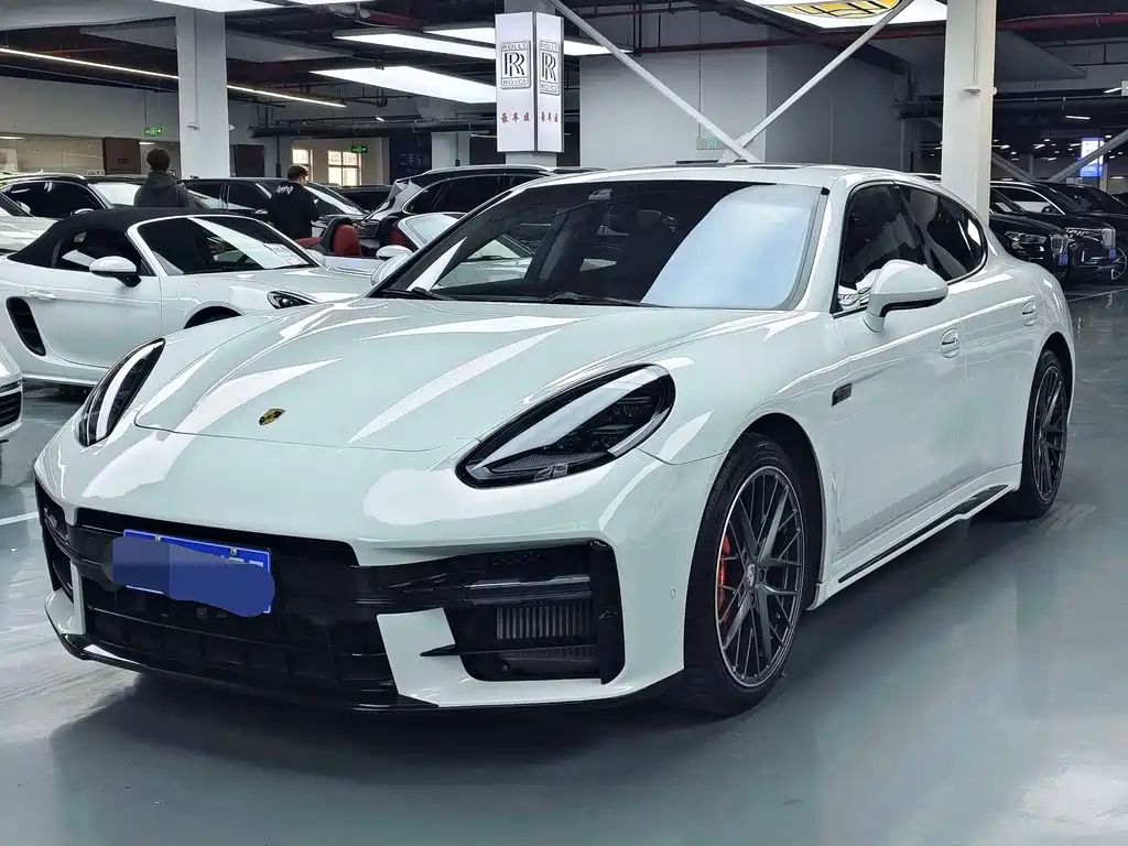 Купить Porsche Panamera