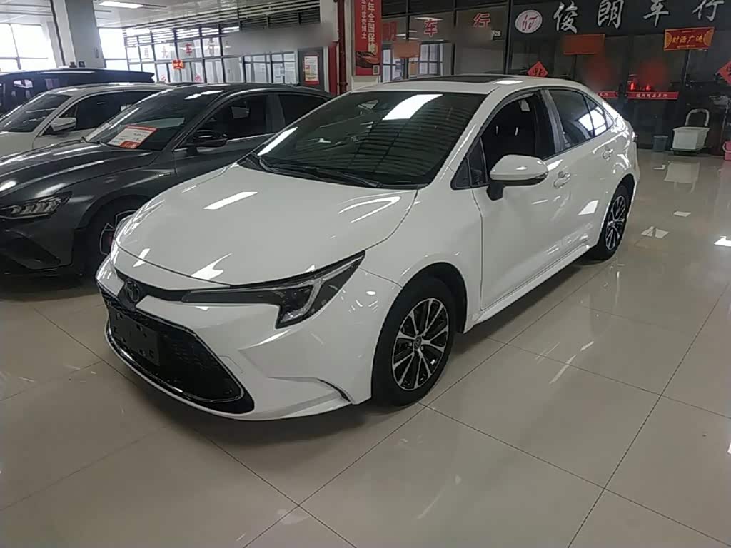 Toyota Levin 1.2 л 2024 г. Белый, пробег 12800 км