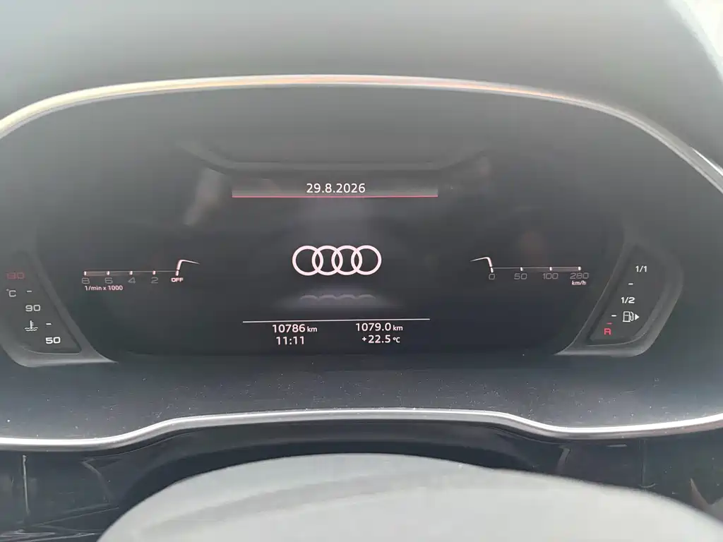 Audi Q3 — миниатюра 10