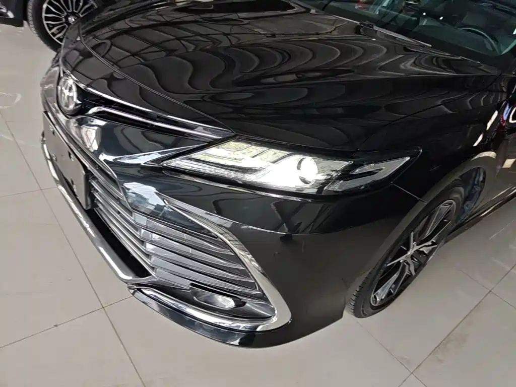 Toyota Camry — миниатюра 24