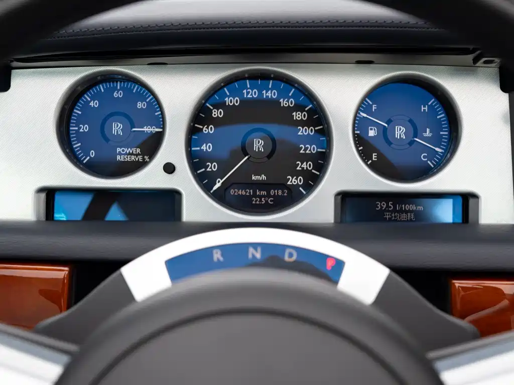 Rolls-Royce Phantom — миниатюра 12