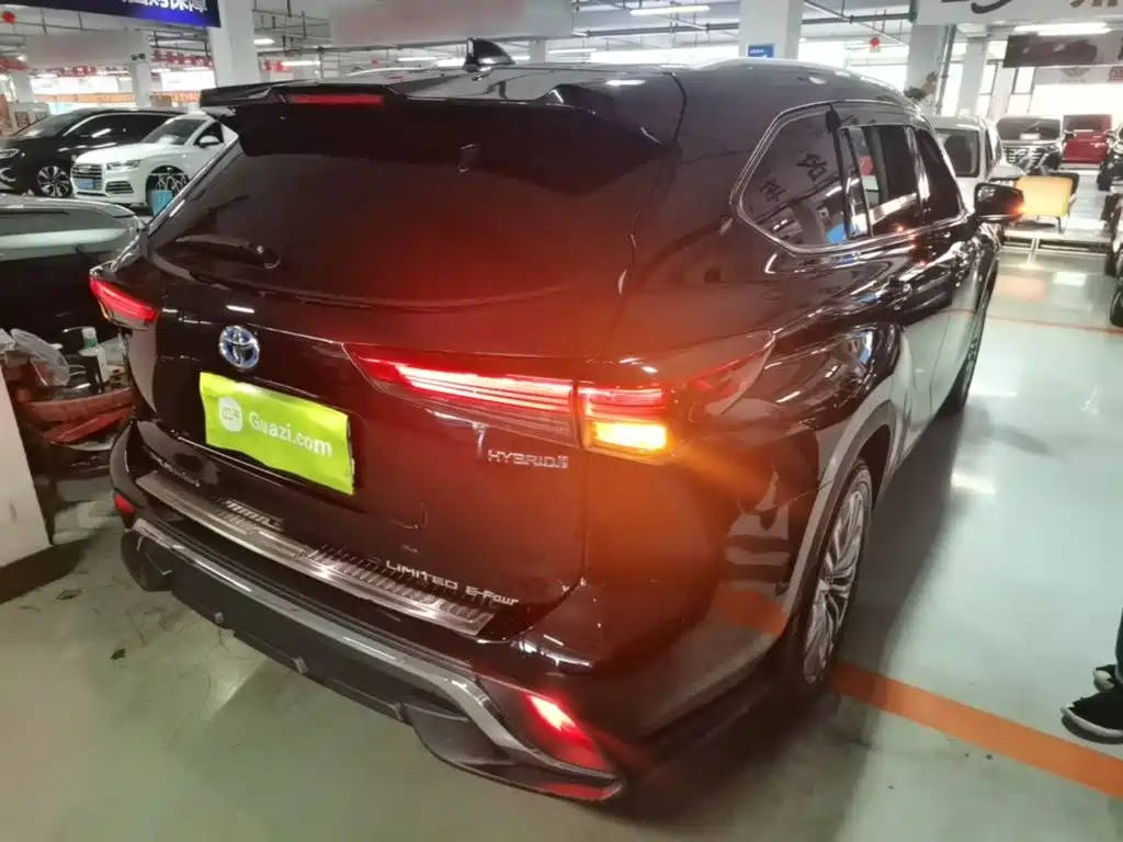 Toyota Highlander — миниатюра 7
